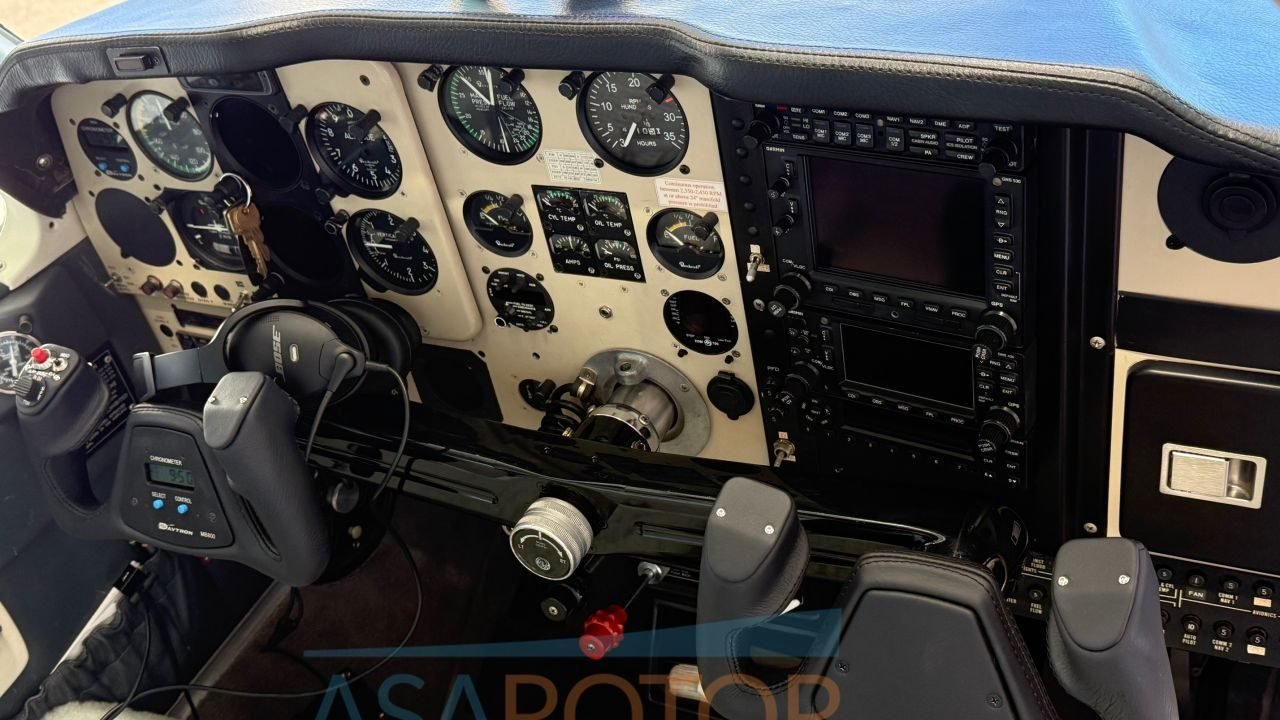 BEECHCRAFT BONANZA F33A 1990