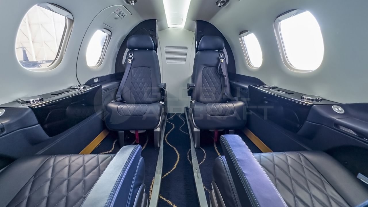 EMBRAER PHENOM 100 2013