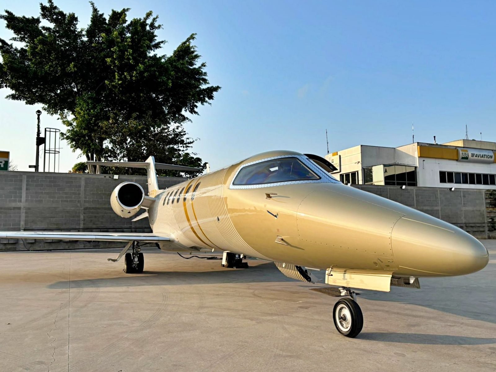 BOMBARDIER LEARJET 40 2005