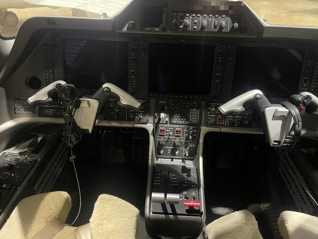 EMBRAER PHENOM 100E 2014