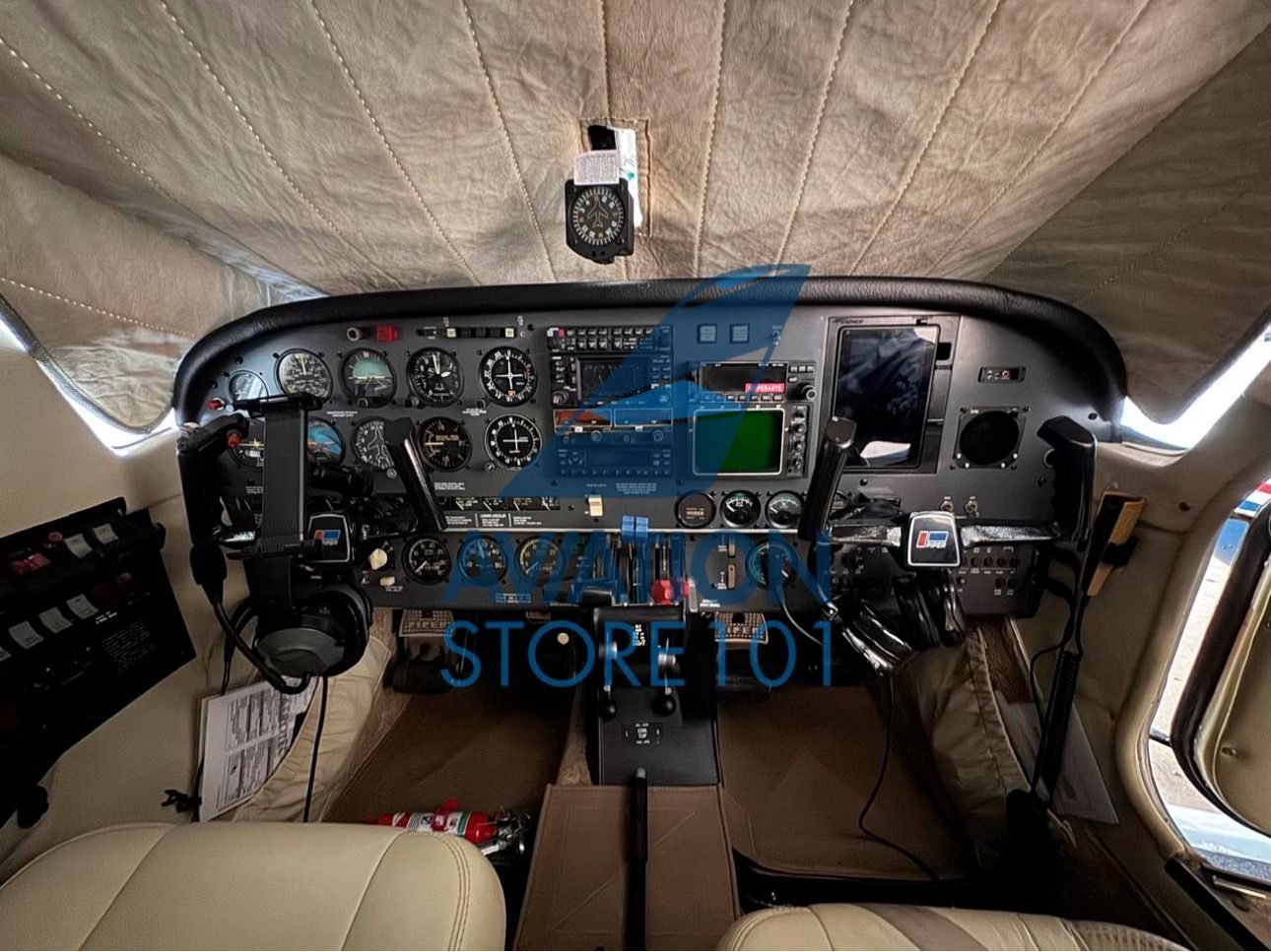 PIPER SENECA II PA-34-200T 1975