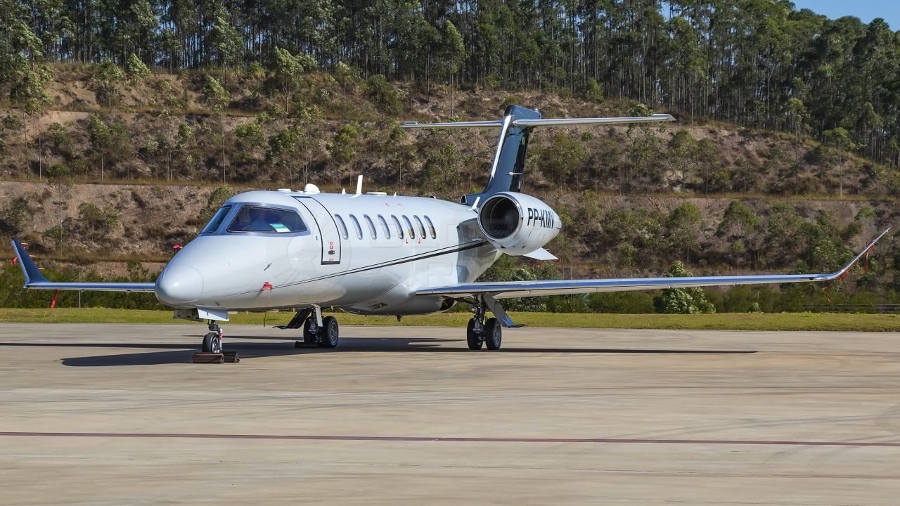 BOMBARDIER LEARJET 75 2015