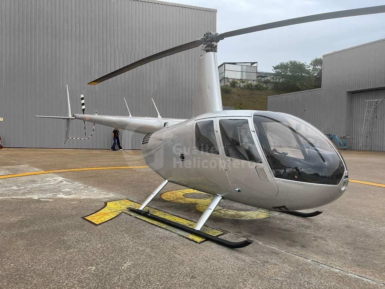 ROBINSON R44 RAVEN II 2005