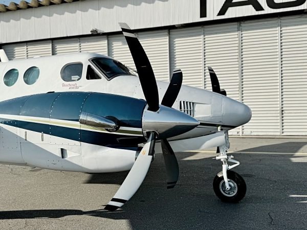 BEECHCRAFT KING AIR C90A 1990