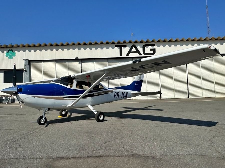 CESSNA 182 SKYLANE ASPIRADO 2004