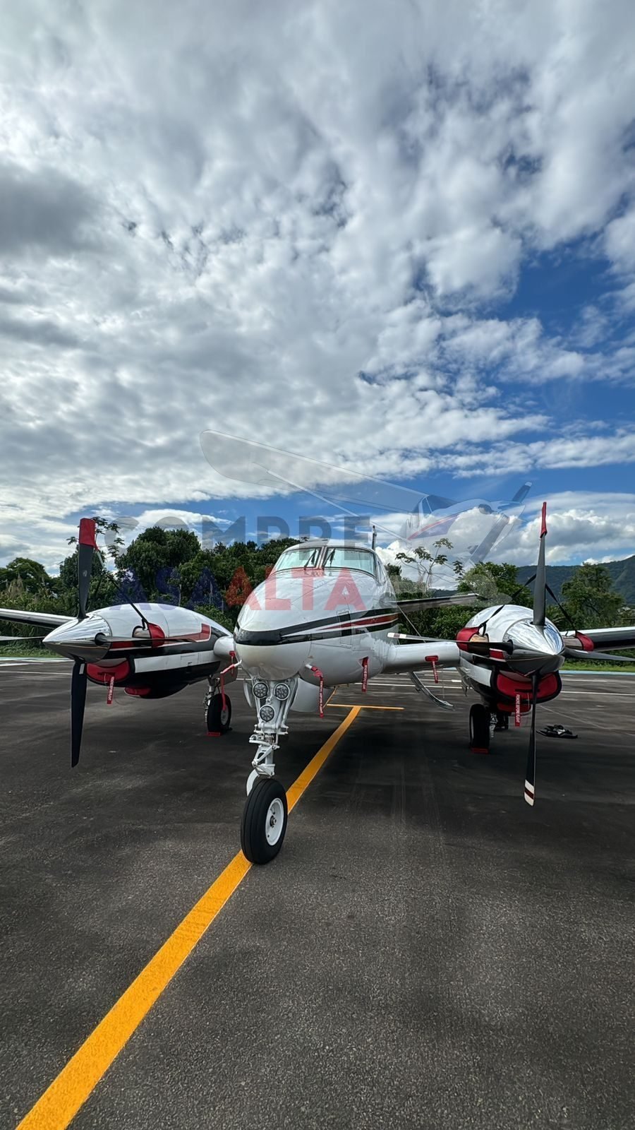 BEECHCRAFT KING AIR E90 1973