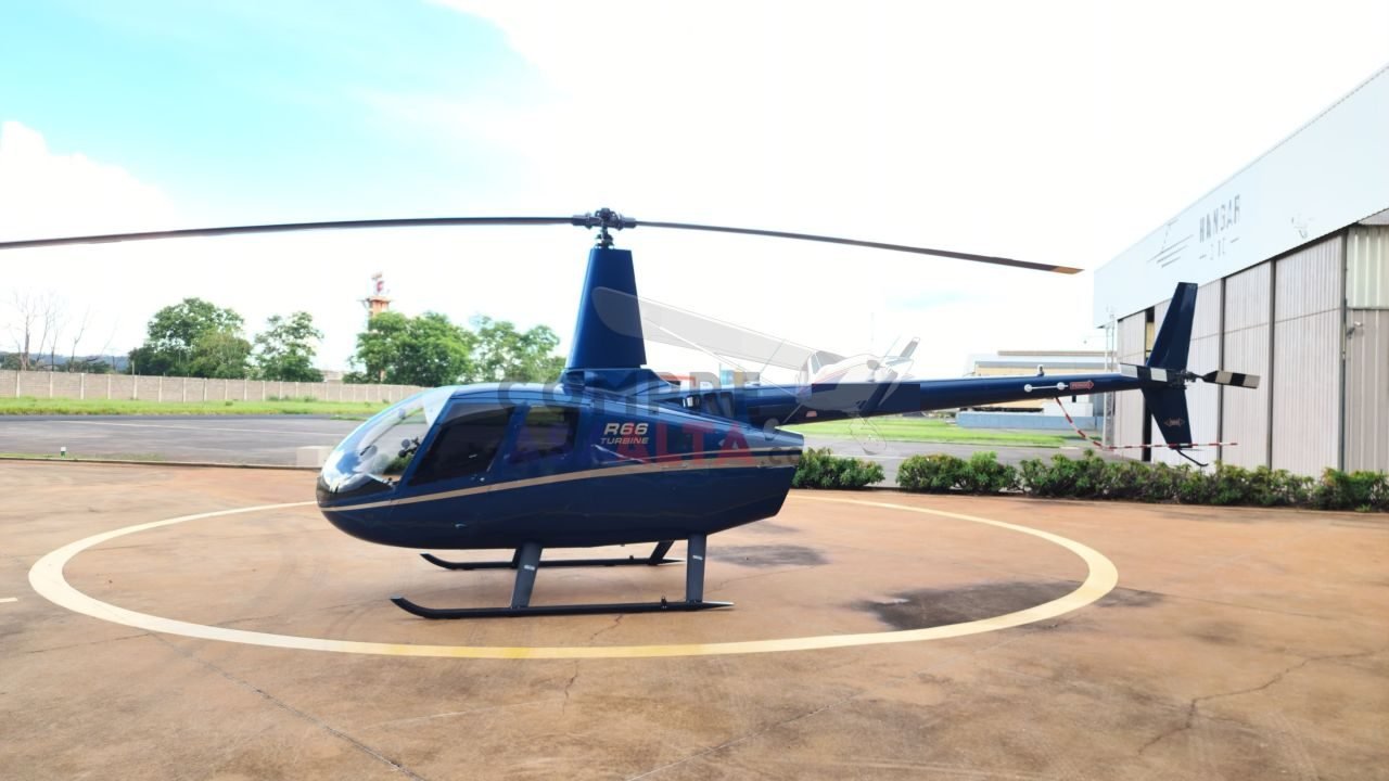 ROBINSON R66 TURBINE 2013