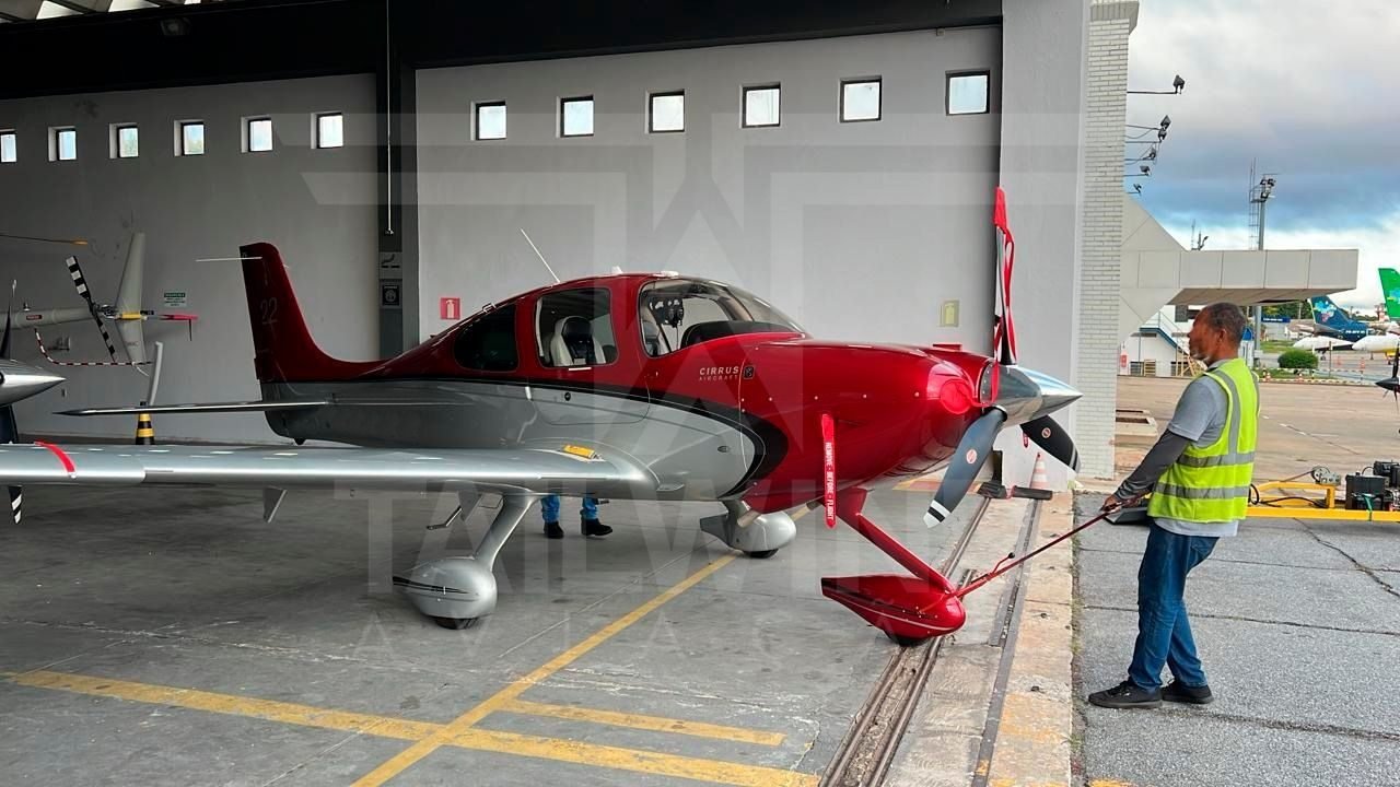 CIRRUS SR22 GTS 2013