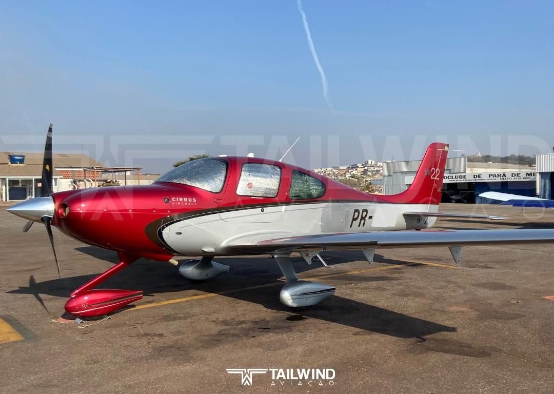 CIRRUS SR22 GTS 2013