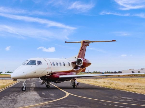 EMBRAER PHENOM 300 2014