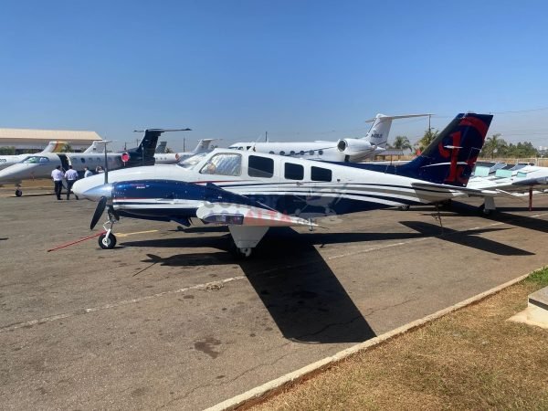 BEECHCRAFT BARON 58P 1984