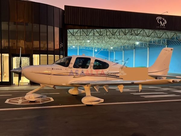 CIRRUS SR22 2011