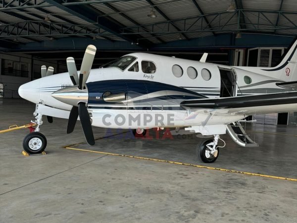 BEECHCRAFT KING AIR C90B 2004